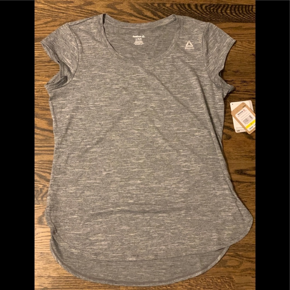 Gray Reebok Workout T-Shirt‼️🔥